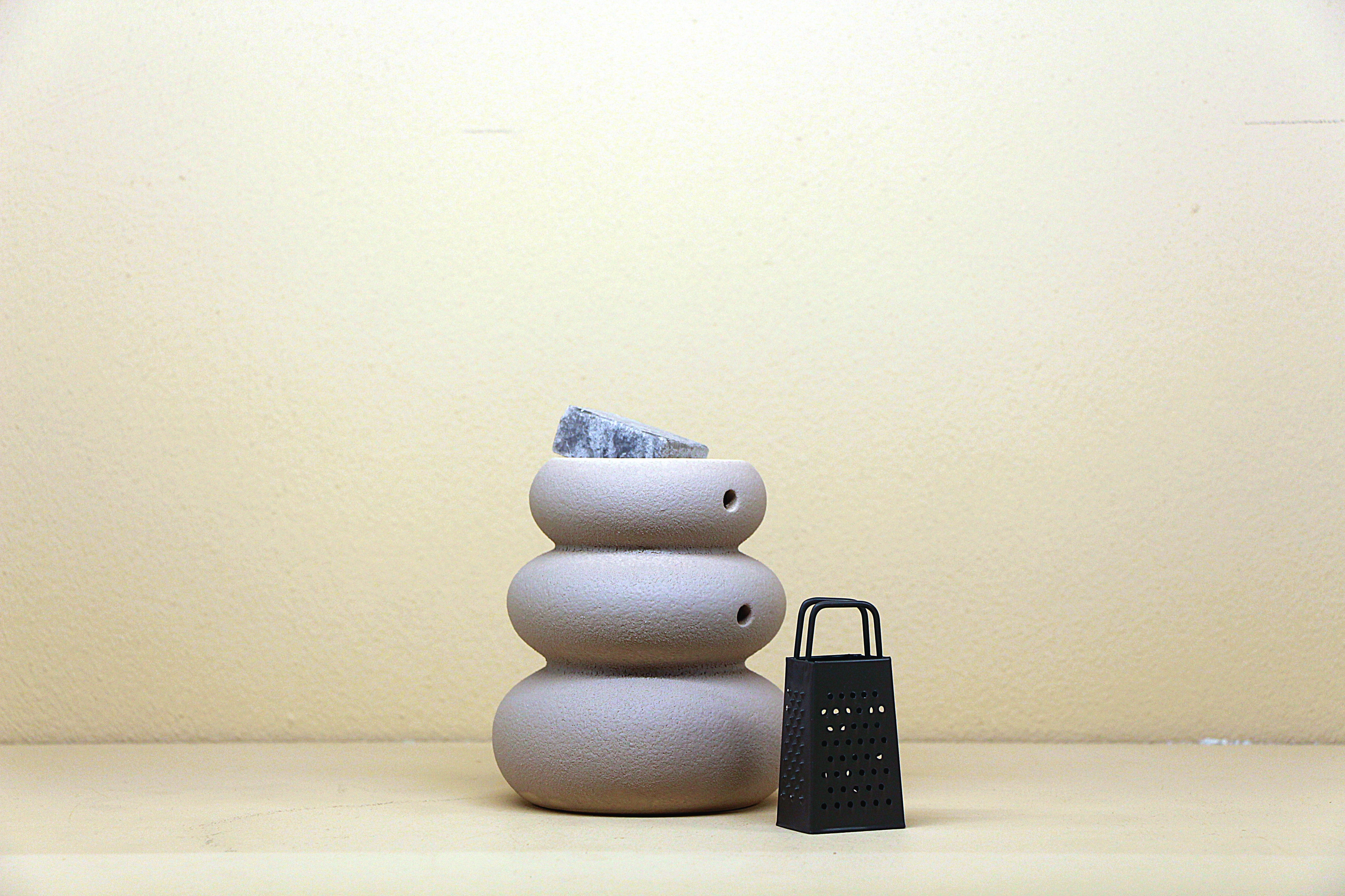 Geurbrander aardewerk pebbles sand 11,1x11,1x12,7cm